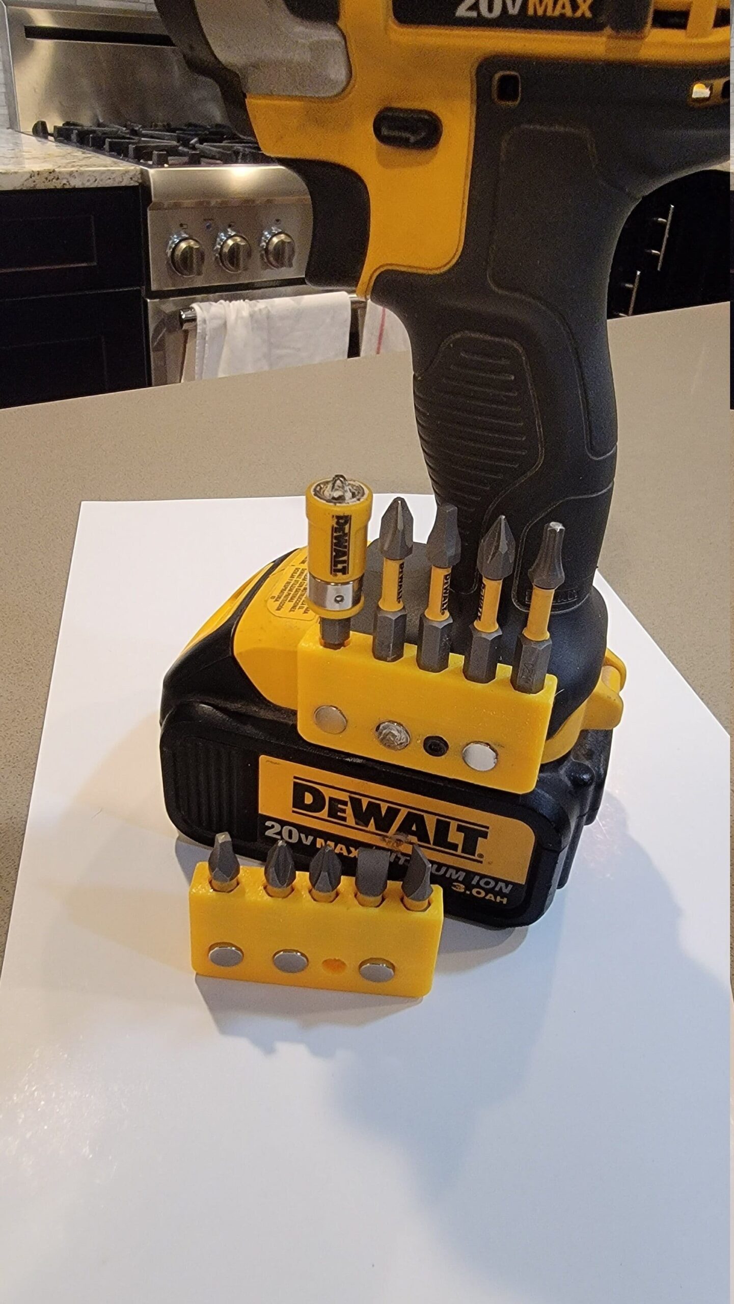 dewalt drill bit holder