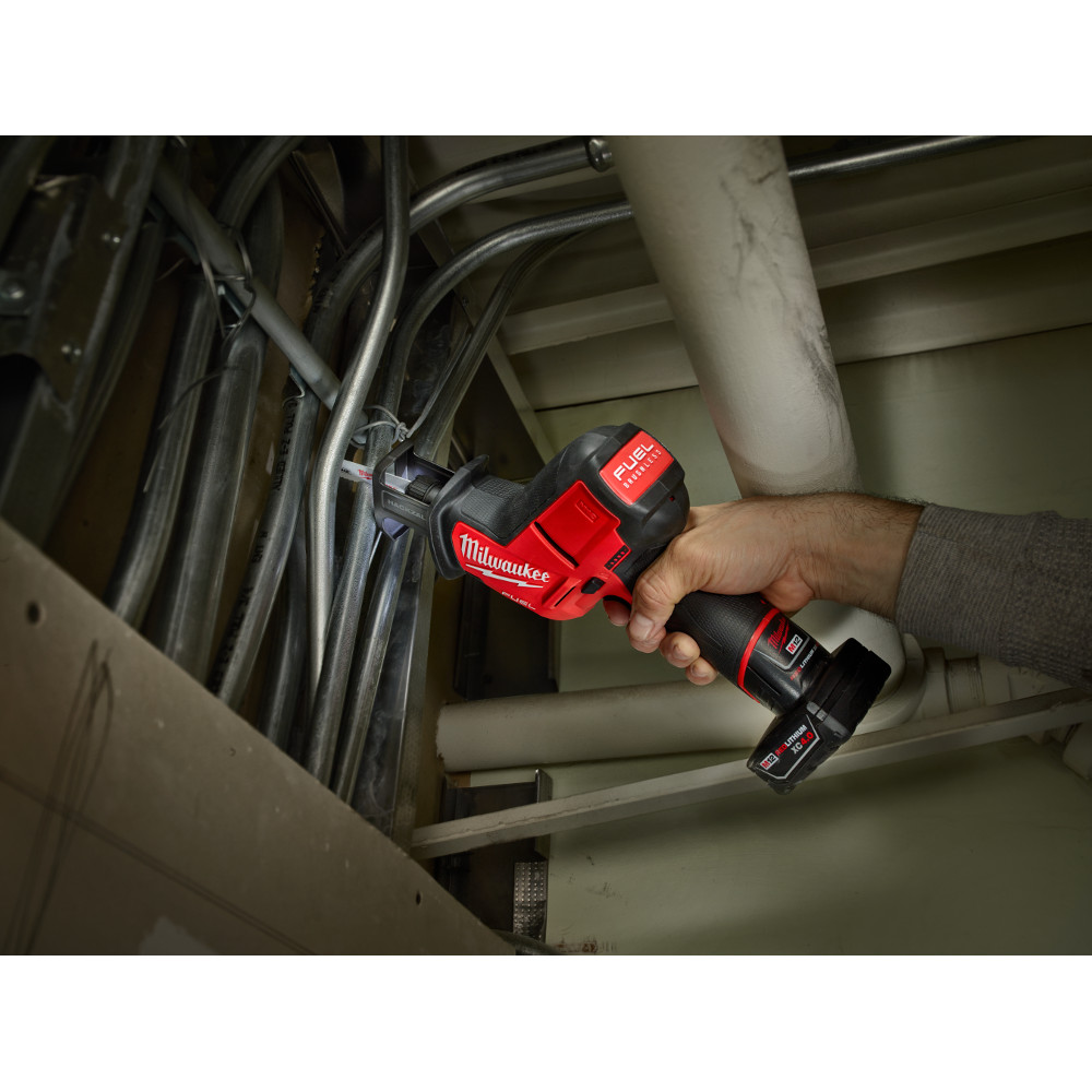 2520 21XC Milwaukee M12 FUEL HACKZALL Reciprocating Saw Kit Republic Plumbing Supply Co 
