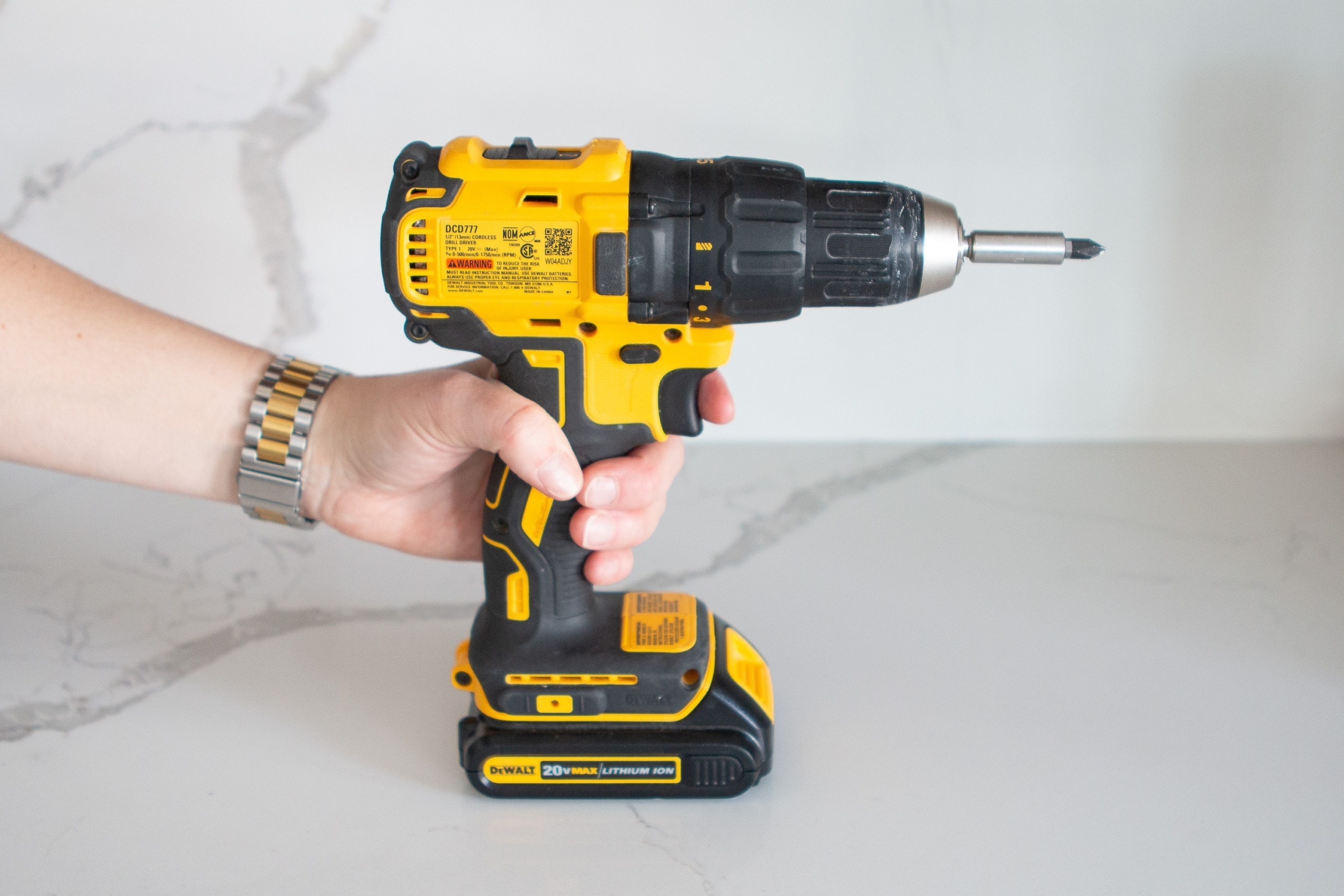 A Beginner s Guide To Use A Power Drill Easy Tips 