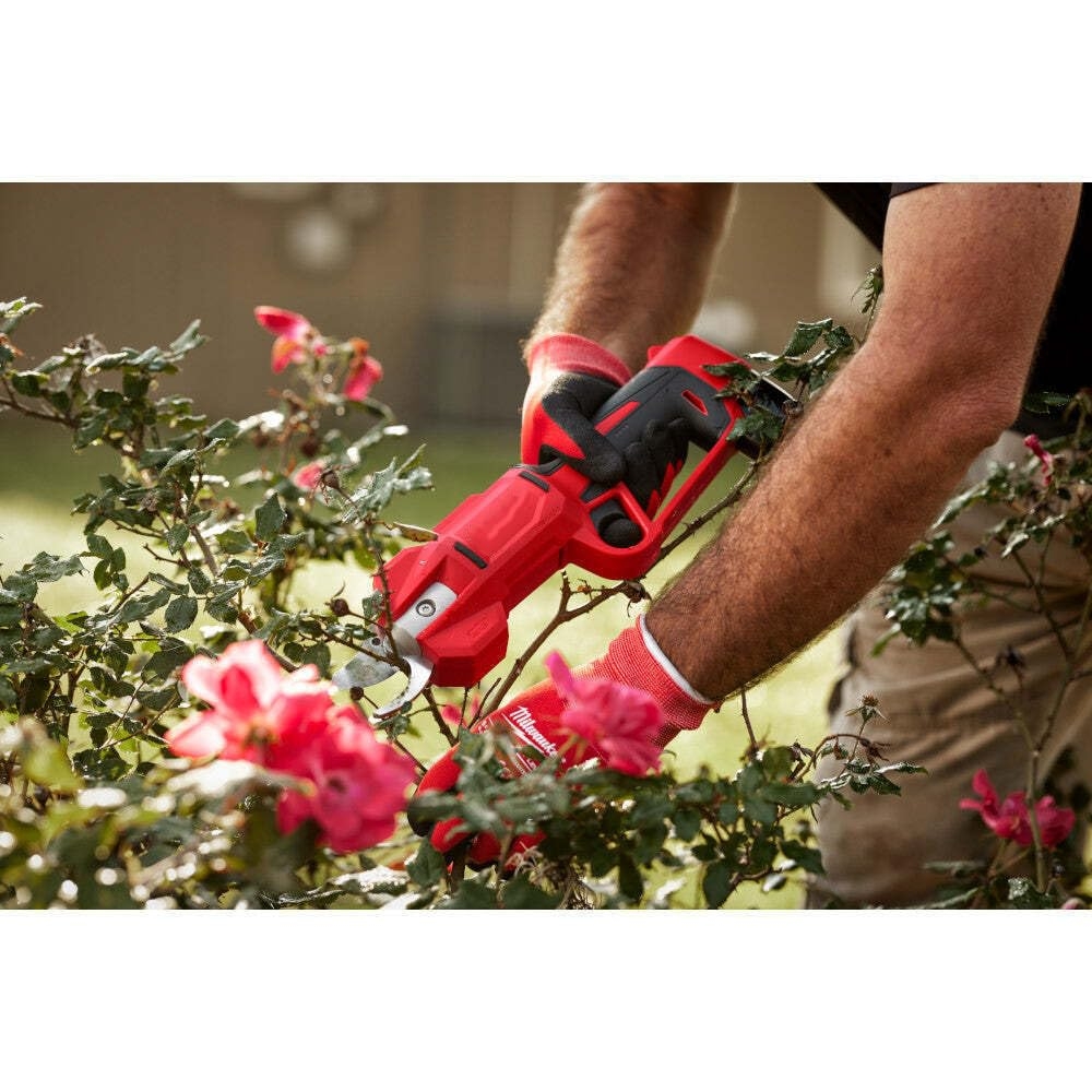 milwaukee shears pruning brushless m12 2534-20