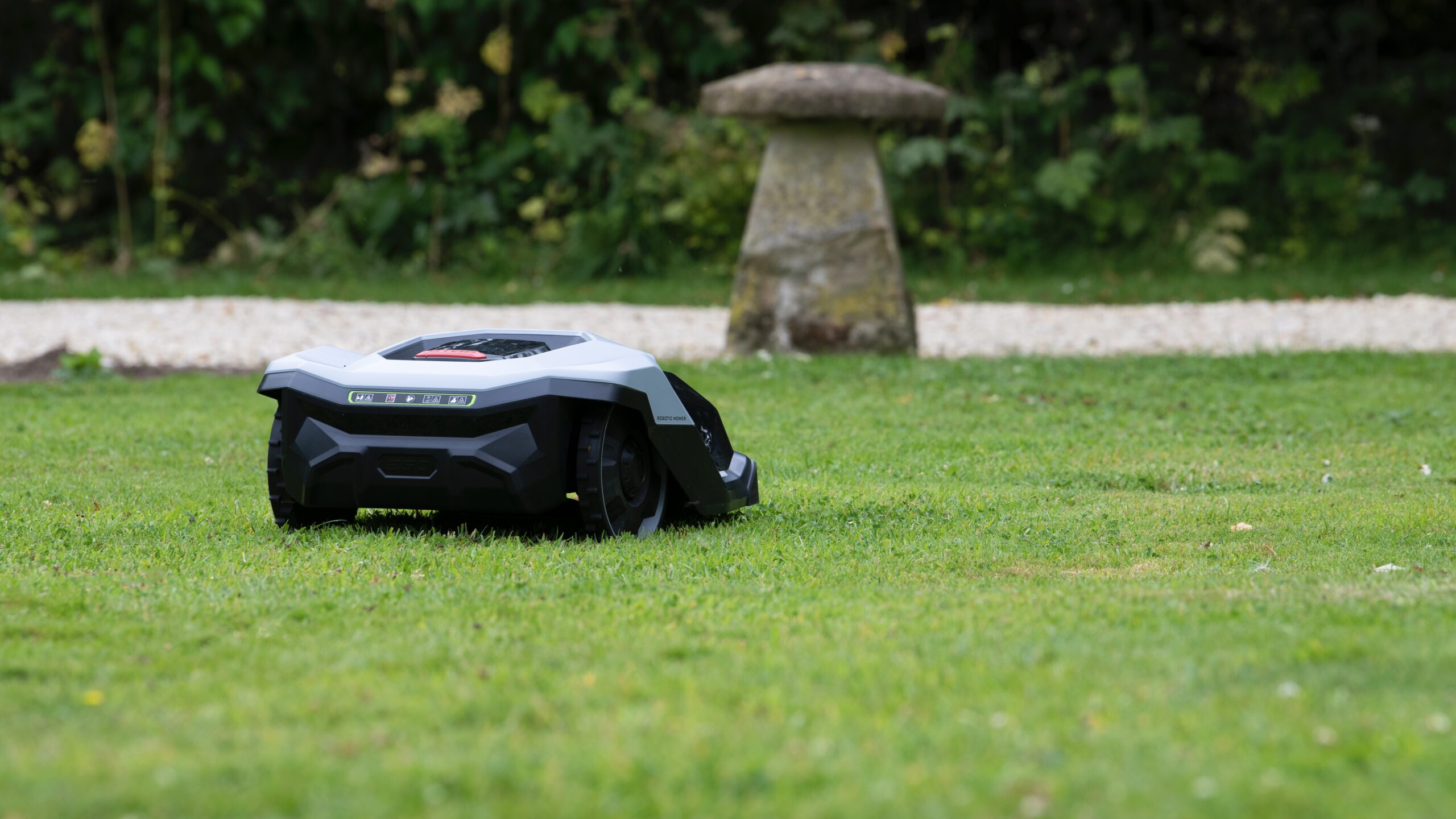 Best Robot Lawn Mower 2023 Autonomous Lawn Bots That Trim Grass While You Relax T3