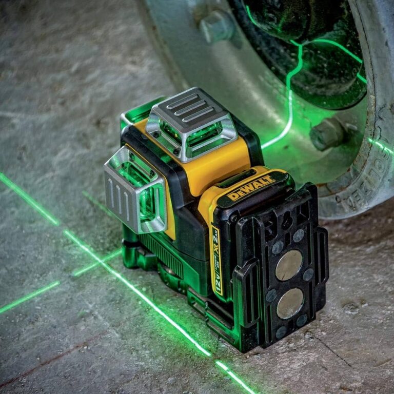 DEWALT 12V MAX Laser Level Green Line Laser 3 Way 360 Degree Professional Laser Cordless Rechargeable DW089LG Amazon