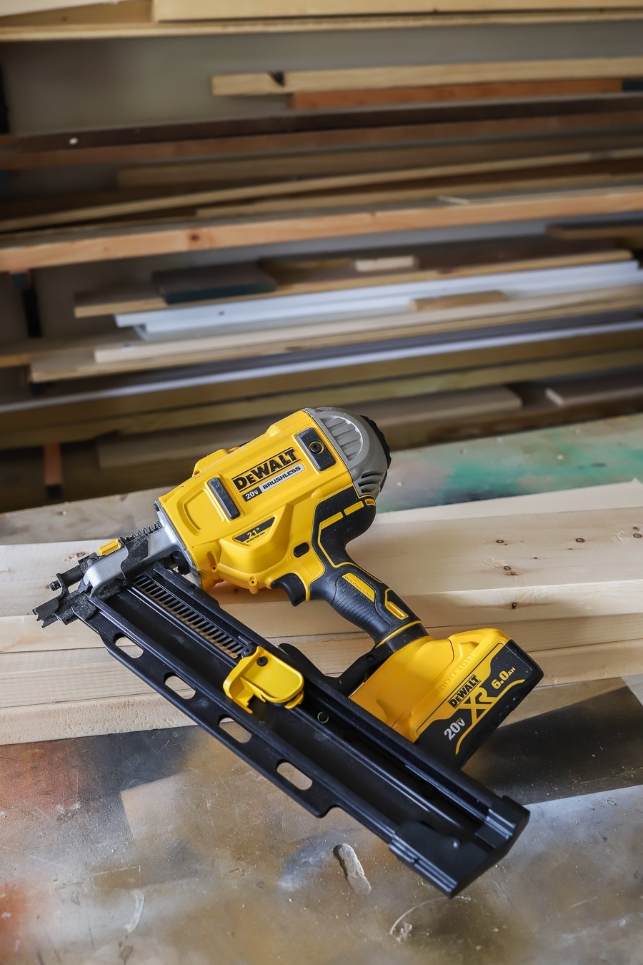 dewalt battery powered framing nailer