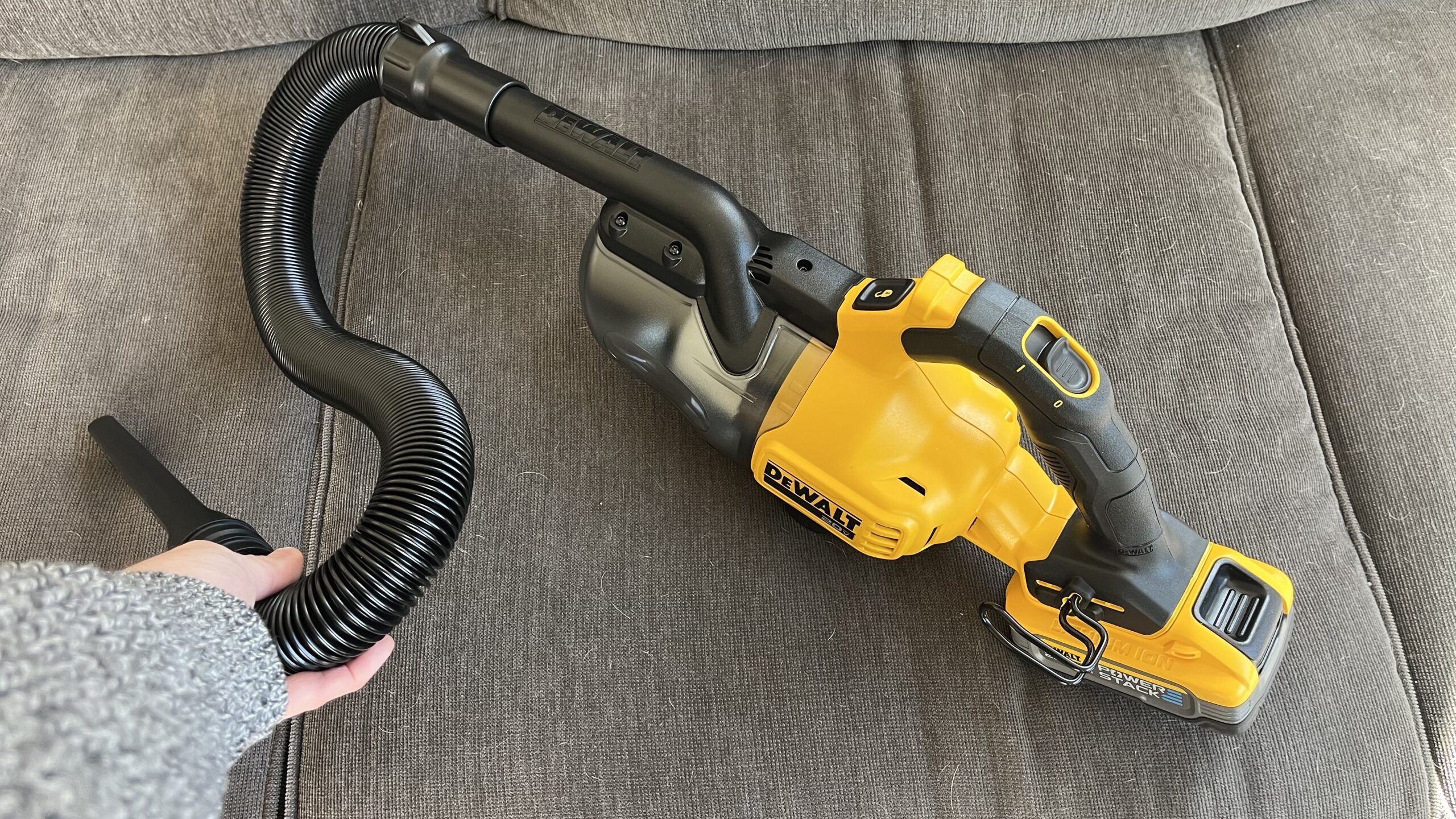 dewalt cordless vacuum home depot