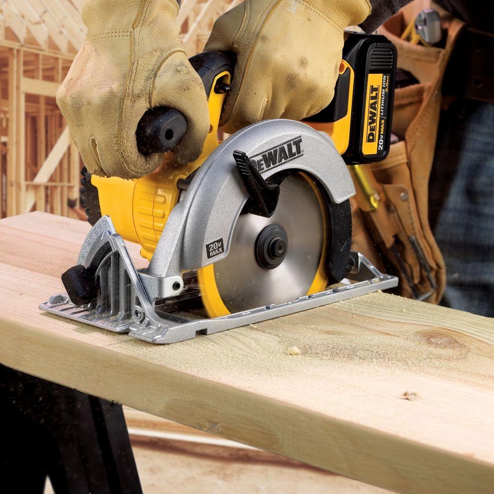 DEWALT 20V MAX 6 1 2 Circular Saw Tool Only 