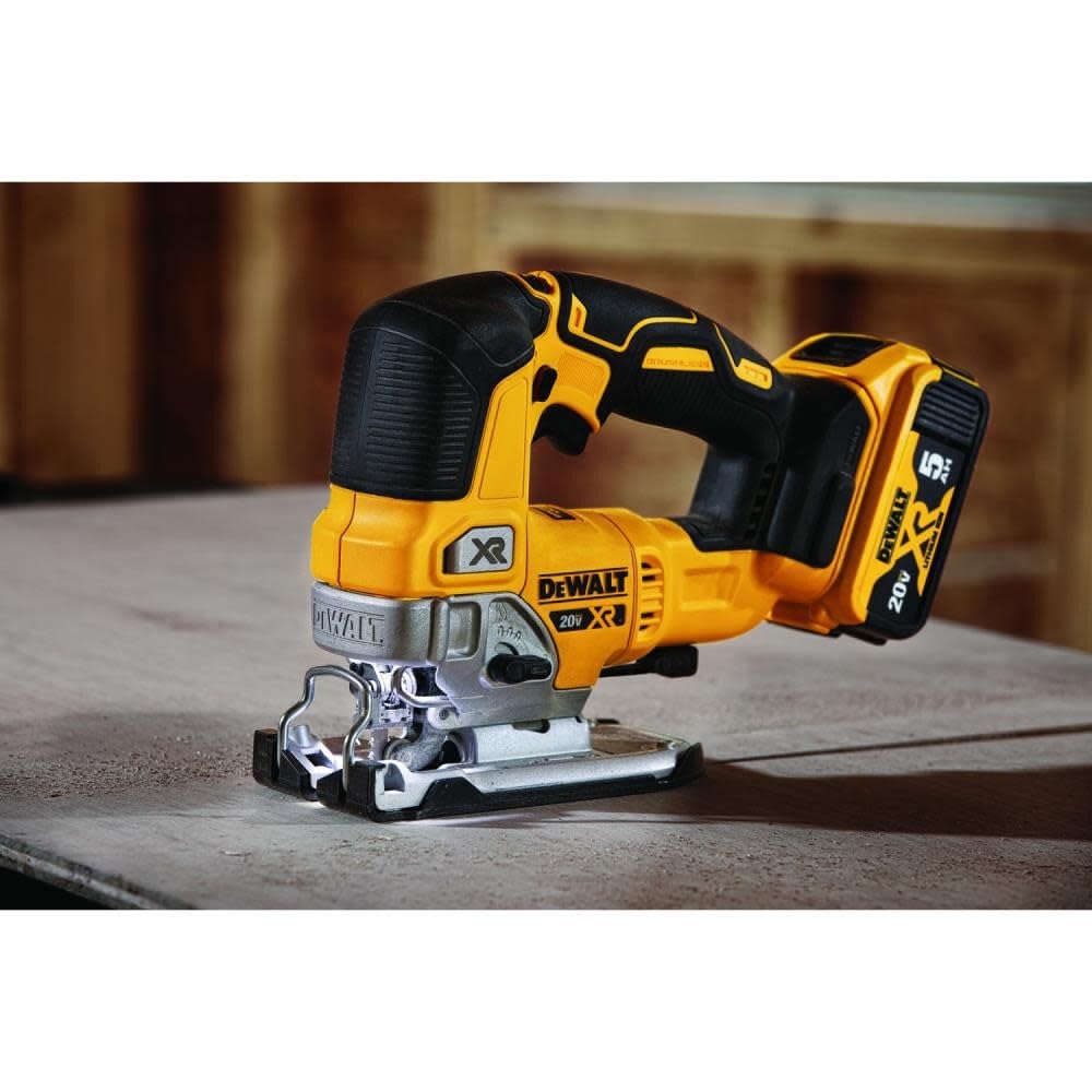 DEWALT 20V MAX XR Jig Saw 3 200 Blade Speed Cordless Brushless Motor LED Light Bare Tool Only DCS334B Amazon