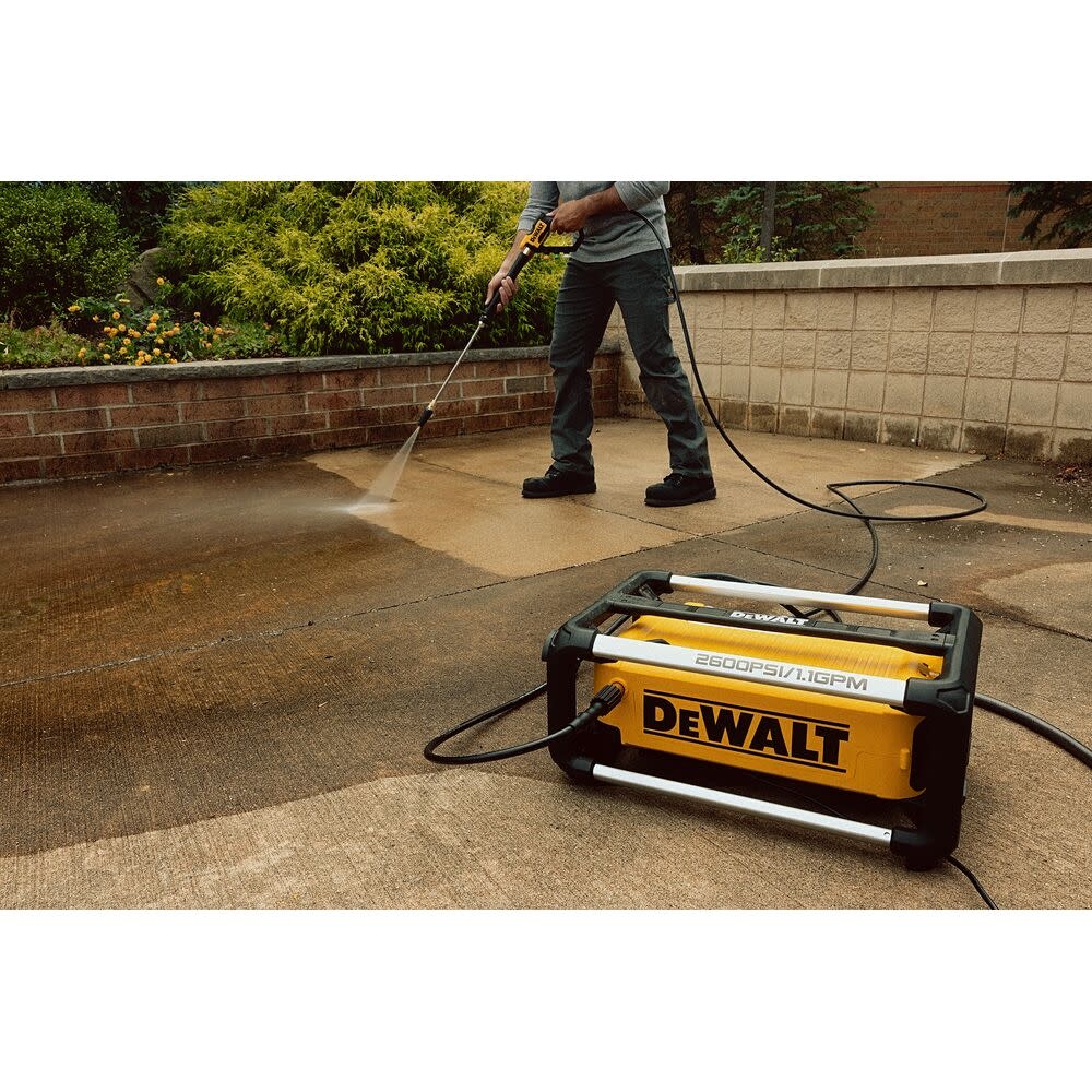 DEWALT 2600 PSI 1 1 GPM Electric Cold Water Pressure Washer With 4 Spray Nozzles