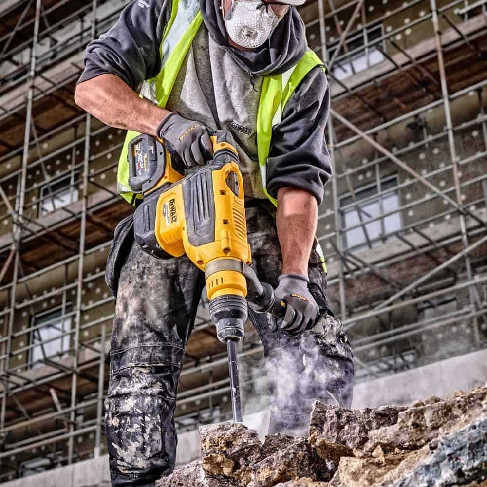 Dewalt 54V Cordless 48mm SDS Max Rotary Hammer Drill With Active Vibration Control 10kg Brushless Motor With 2x 9 0Ah Li ion Batteries Charger And Carry Case DCH733X2 GB Shop Online At Best Price In UAE