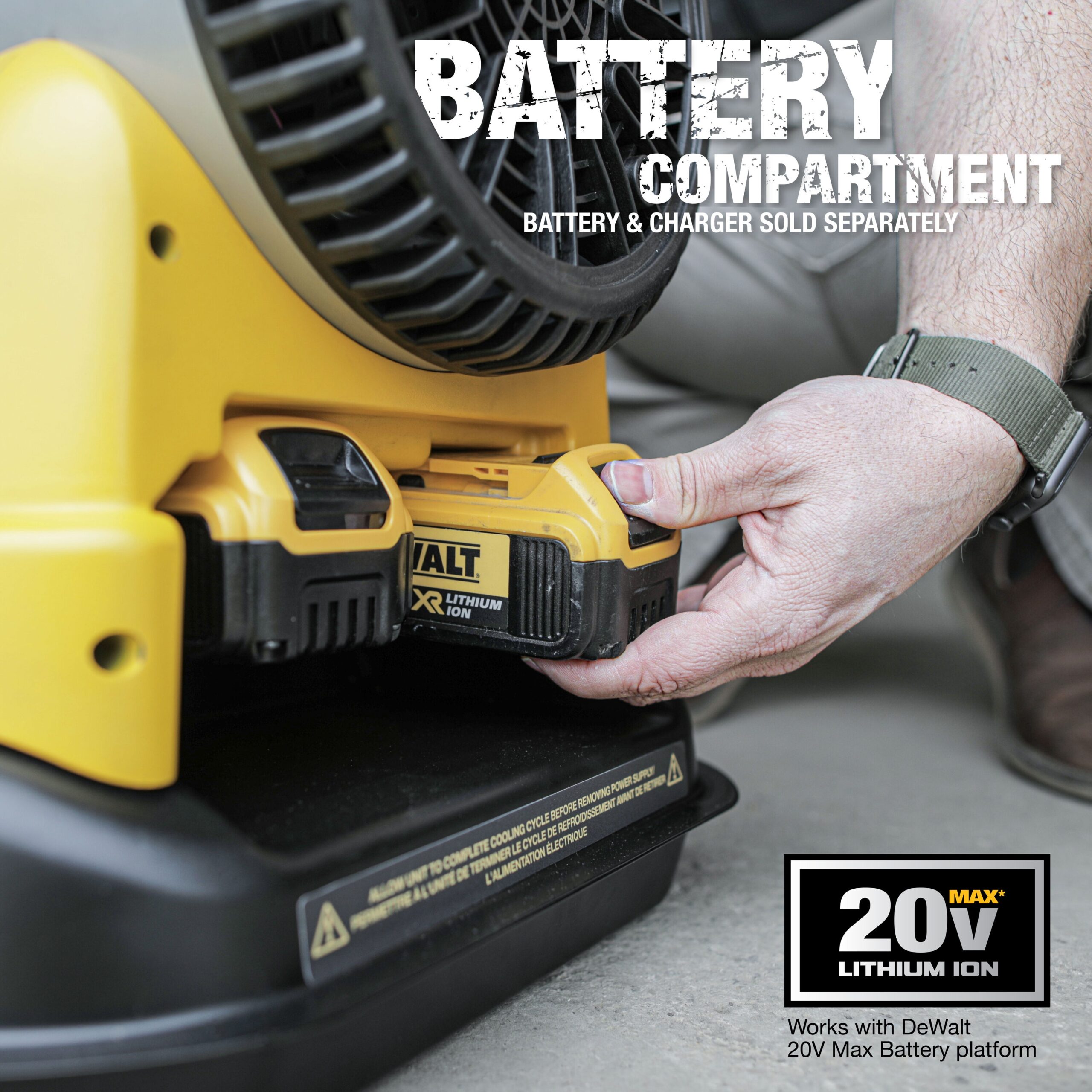 DEWALT 90000 BTU Forced Air Indoor Outdoor Kerosene Heater