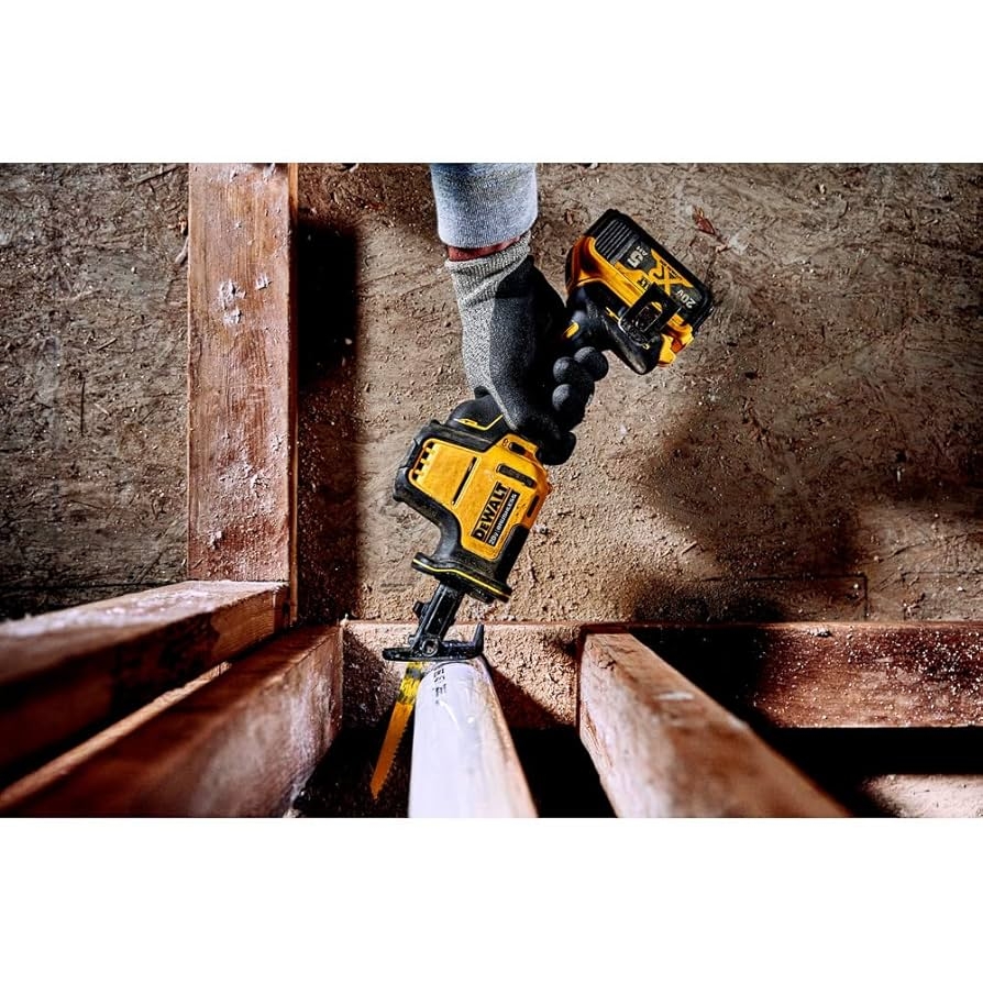 DEWALT ATOMIC 20V MAX Reciprocating Saw One Handed Cordless 