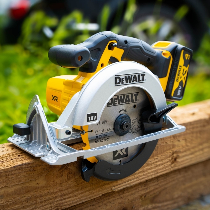 Dewalt Battery Operated Chop Saw