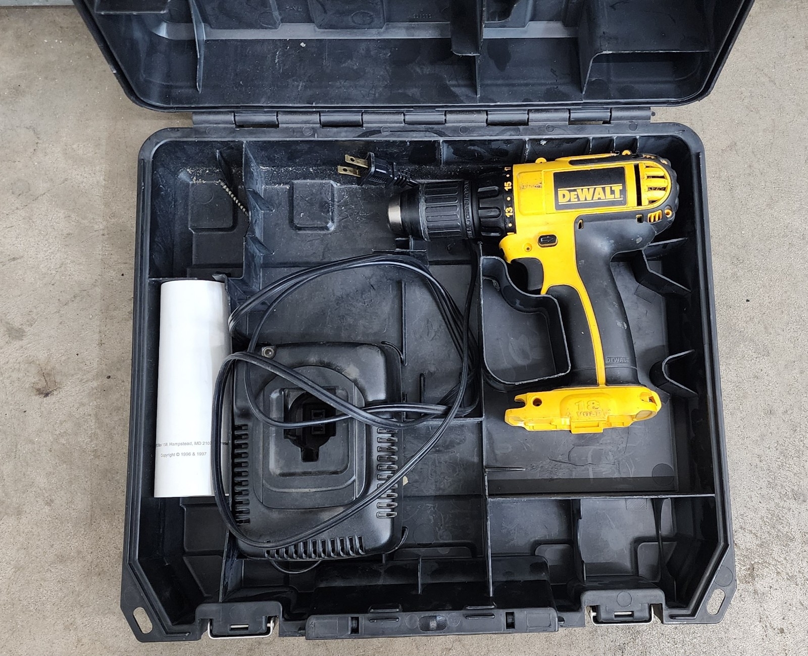 dewalt battery for cordless drill