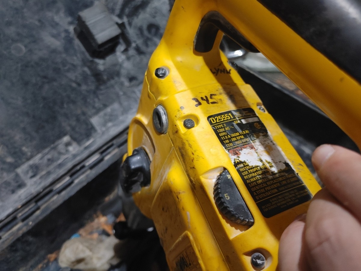Dewalt D25551 1 9 16