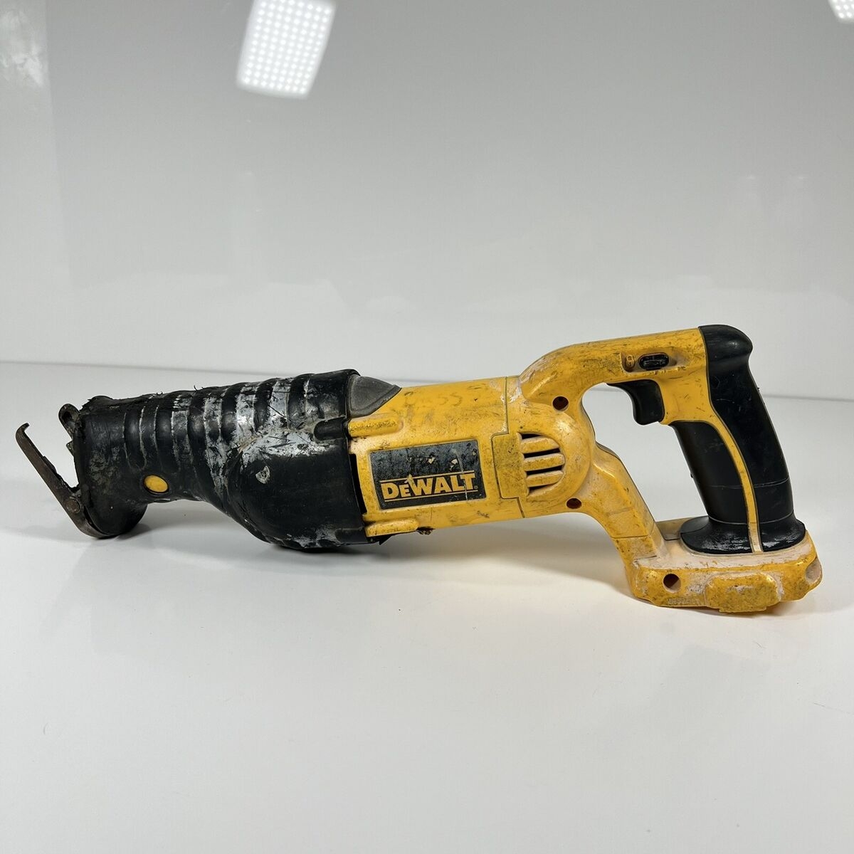 DEWALT DC385 Variable Speed 18V Cordless Reciprocating Saw Tool Only 