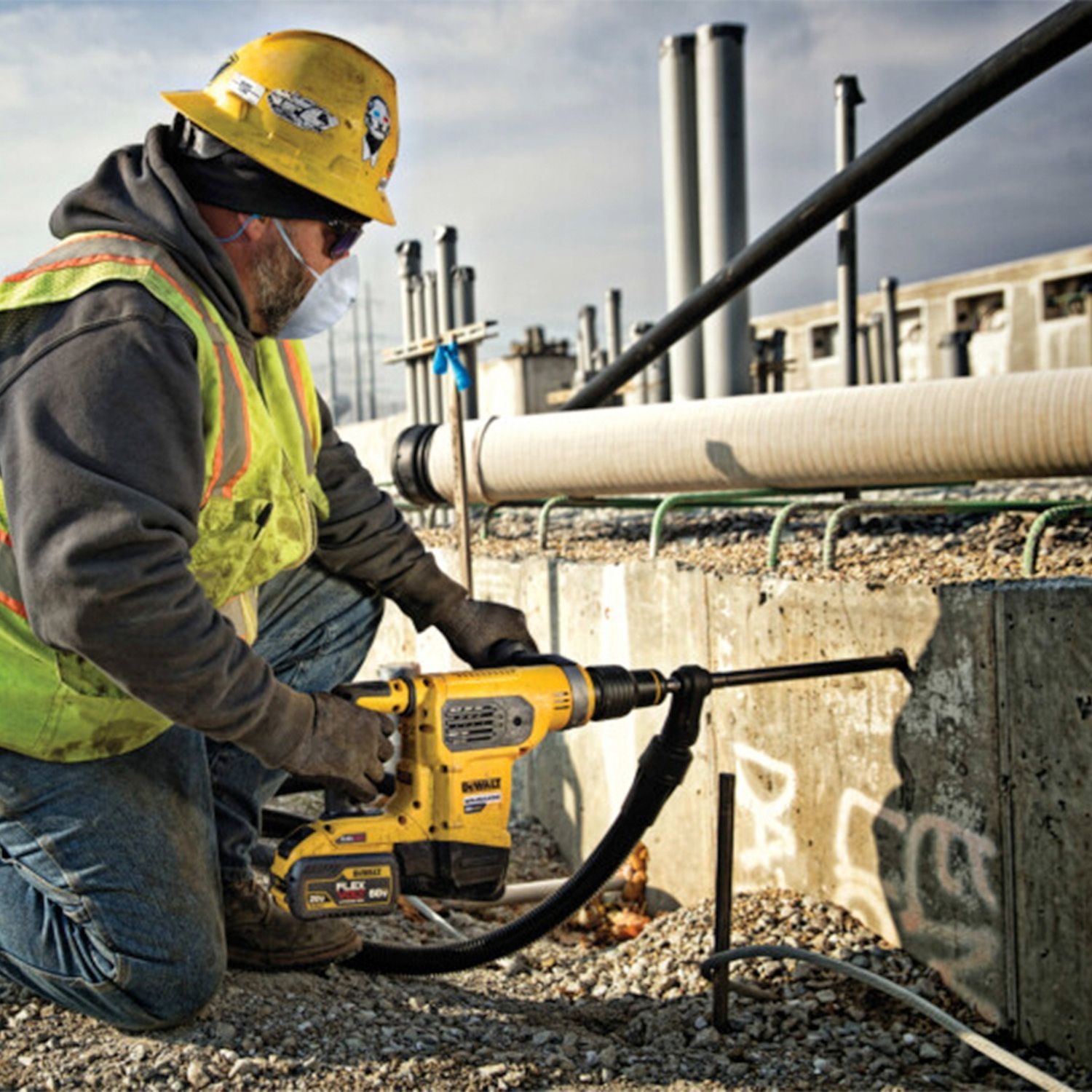 DeWalt DCH481X2 SDS Max 60V 1 9 16