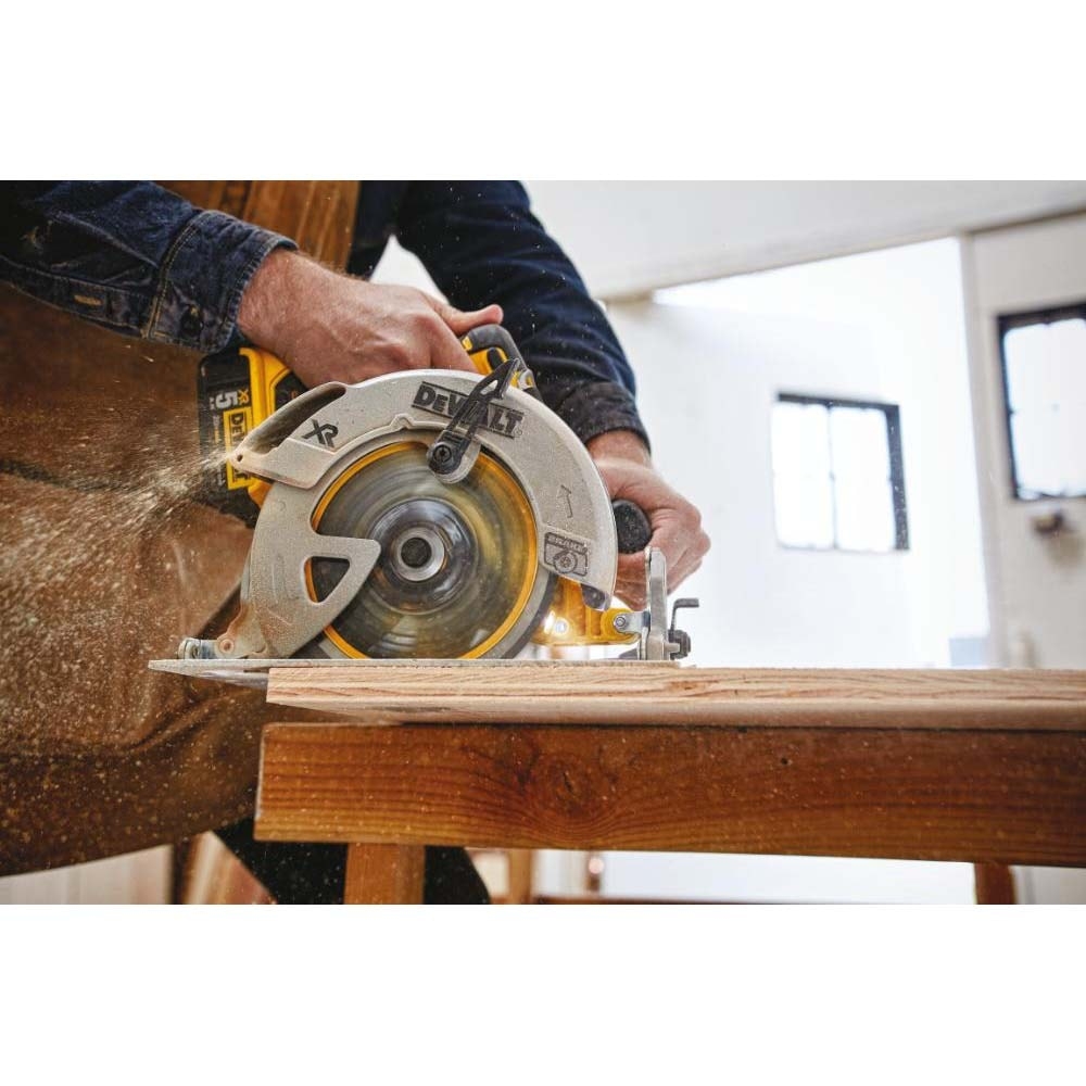 DeWalt DCS570B 20V MAX 7 1 4