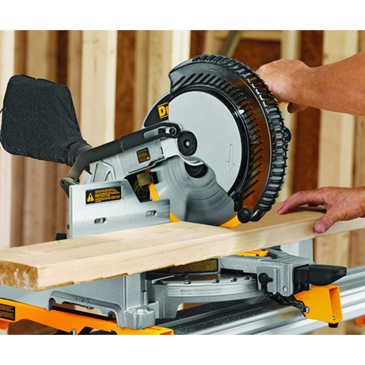 DeWALT DW713 Miter Saw 120 V 15 A 10 In Dia Blade 2 X 