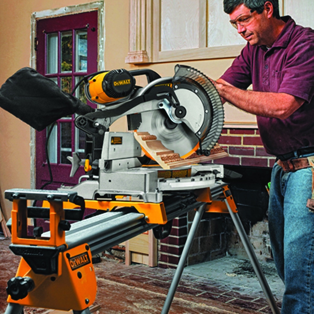 dewalt compound miter saw dw716
