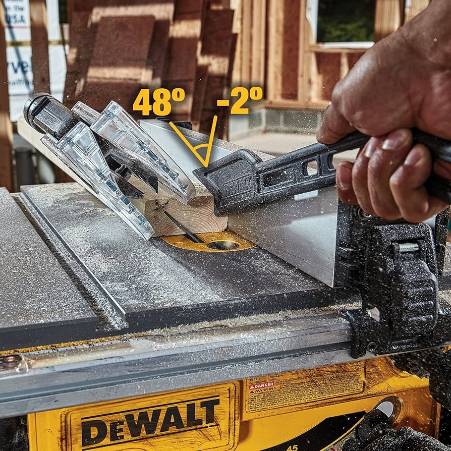 Dewalt DWE7485R 120V 15 Amp Compact 8 1 4 In Corded Jobsite Table Saw Renewed Amazon