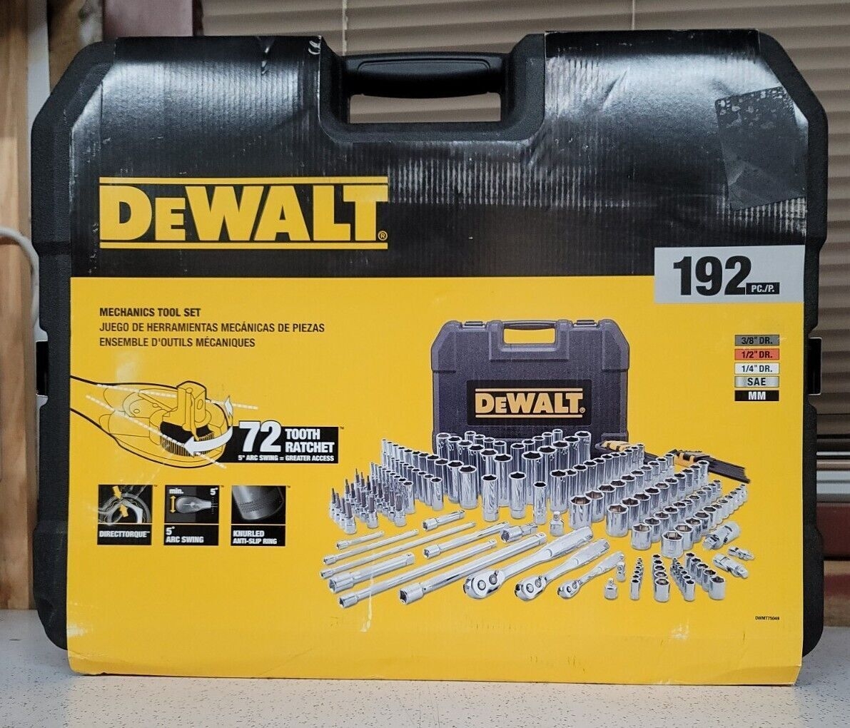 DEWALT DWMT75049 192 Piece Mechanics Tool Set SAE U0026 Metric Chrome Vanadium