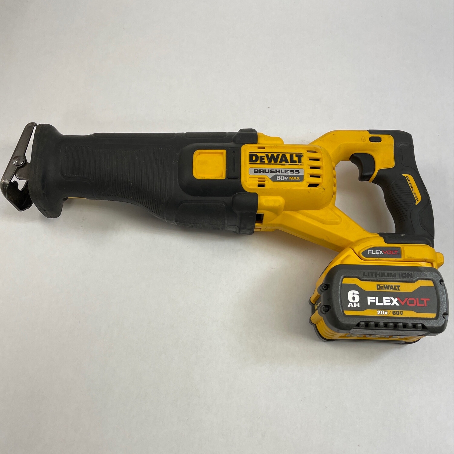 dewalt reciprocating saw 60v