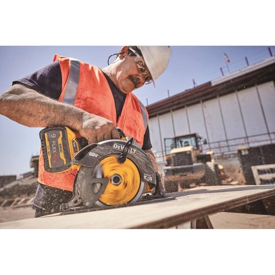 DEWALT FLEXVOLT 60V MAX Circular Saw With Brake 7 1 4 Inch Tool Only DCS578B Amazon