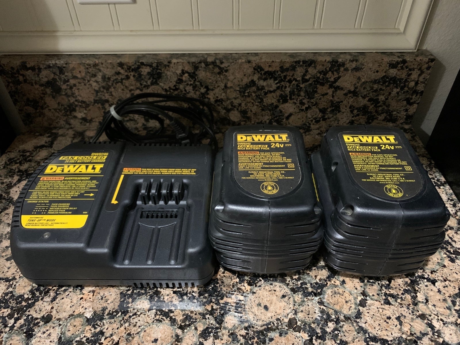dewalt 24 volt battery