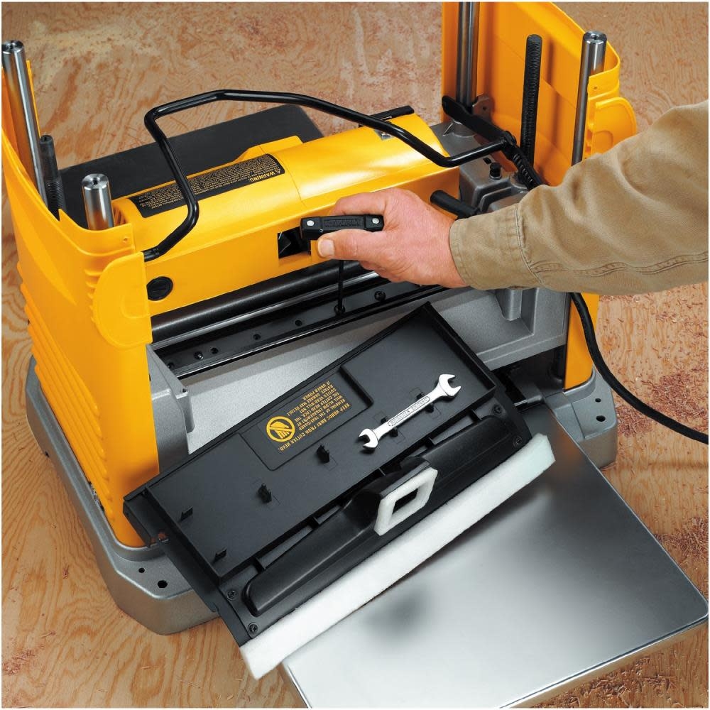 dewalt thickness planer dw734