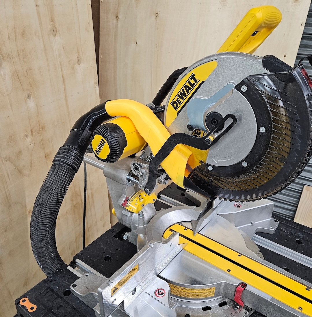 dewalt miter saw dust collection adapter