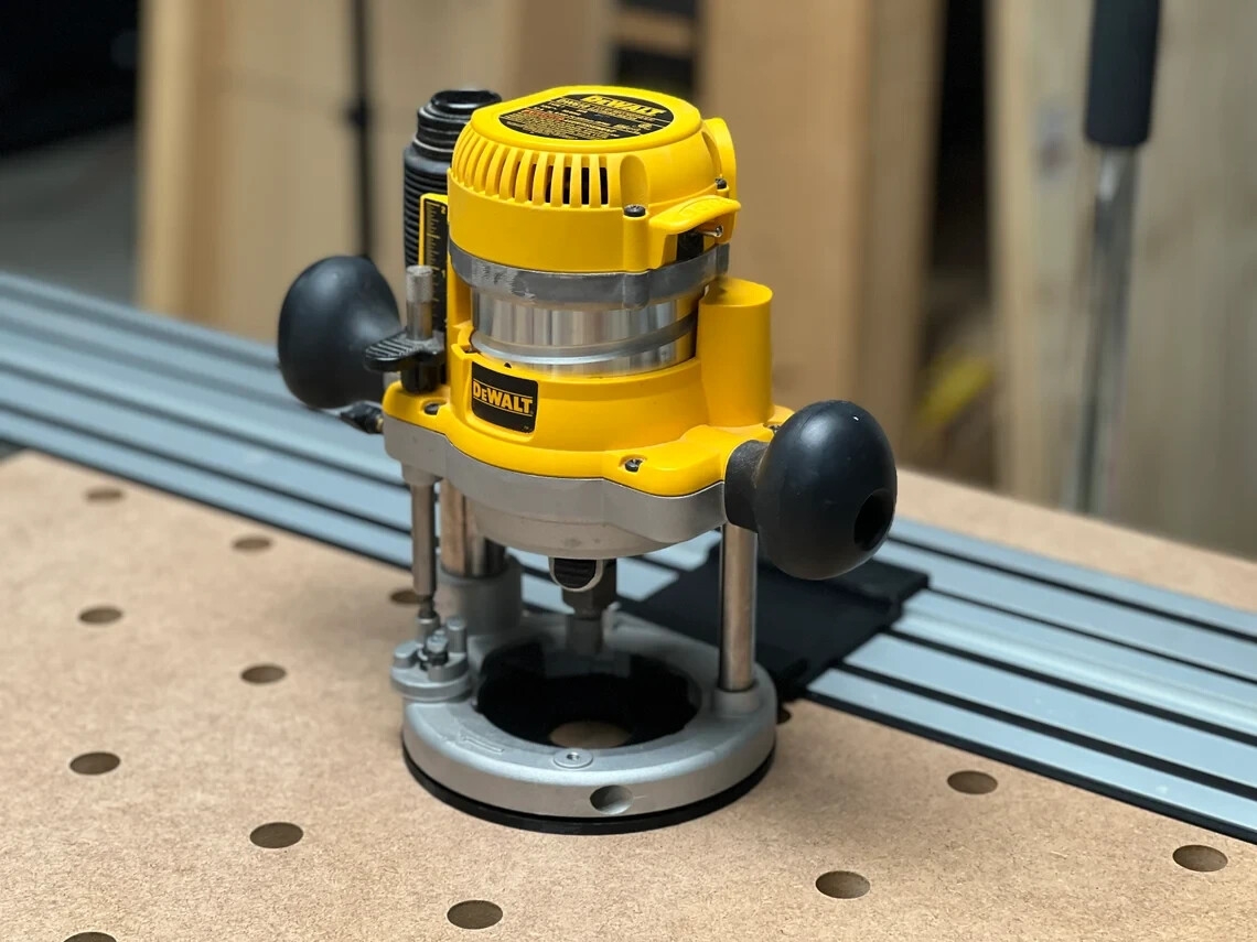 Dewalt Plunge Router DW618 Adapter For Dewalt Track Saw Guide Rails 2 1 4 HP EBay