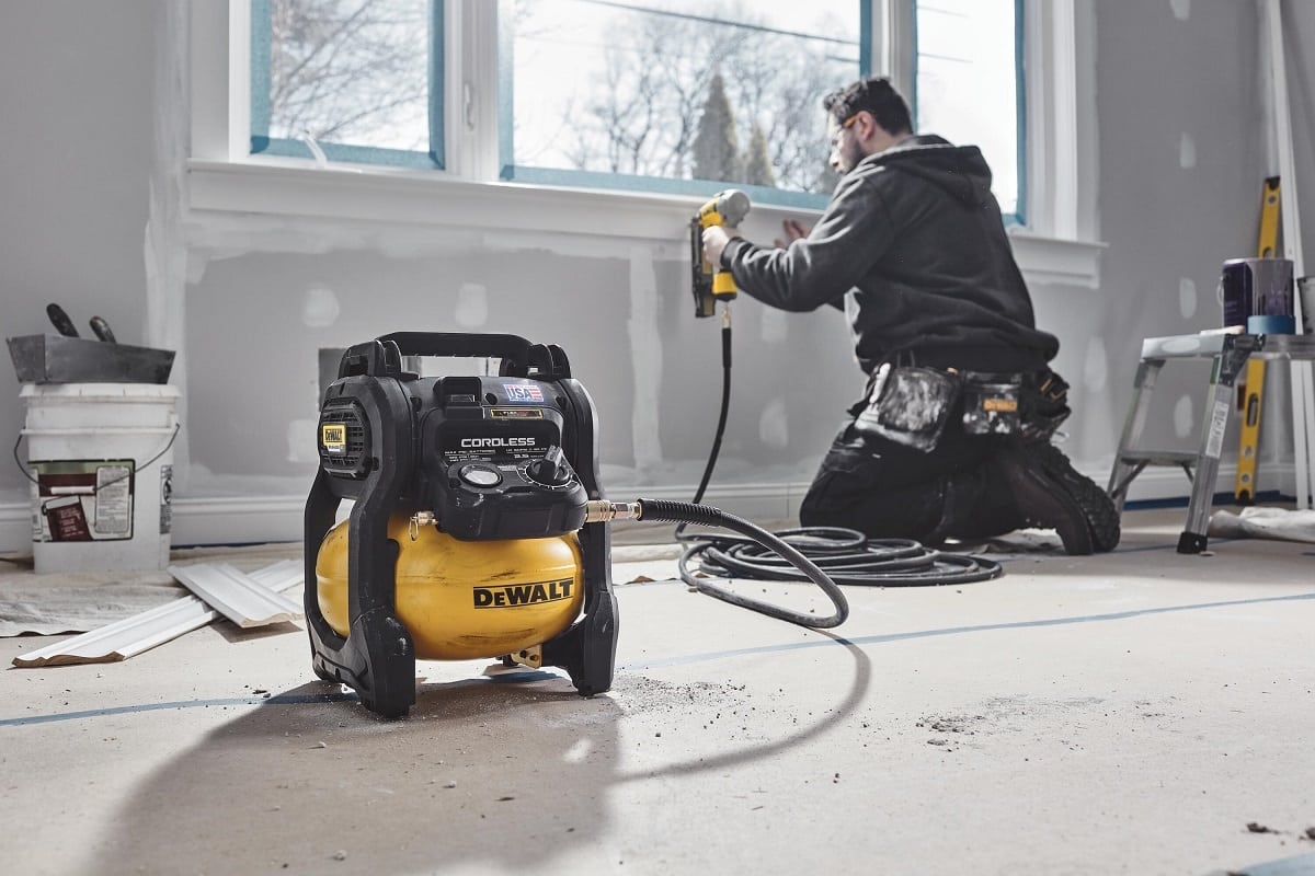dewalt 20v air compressor