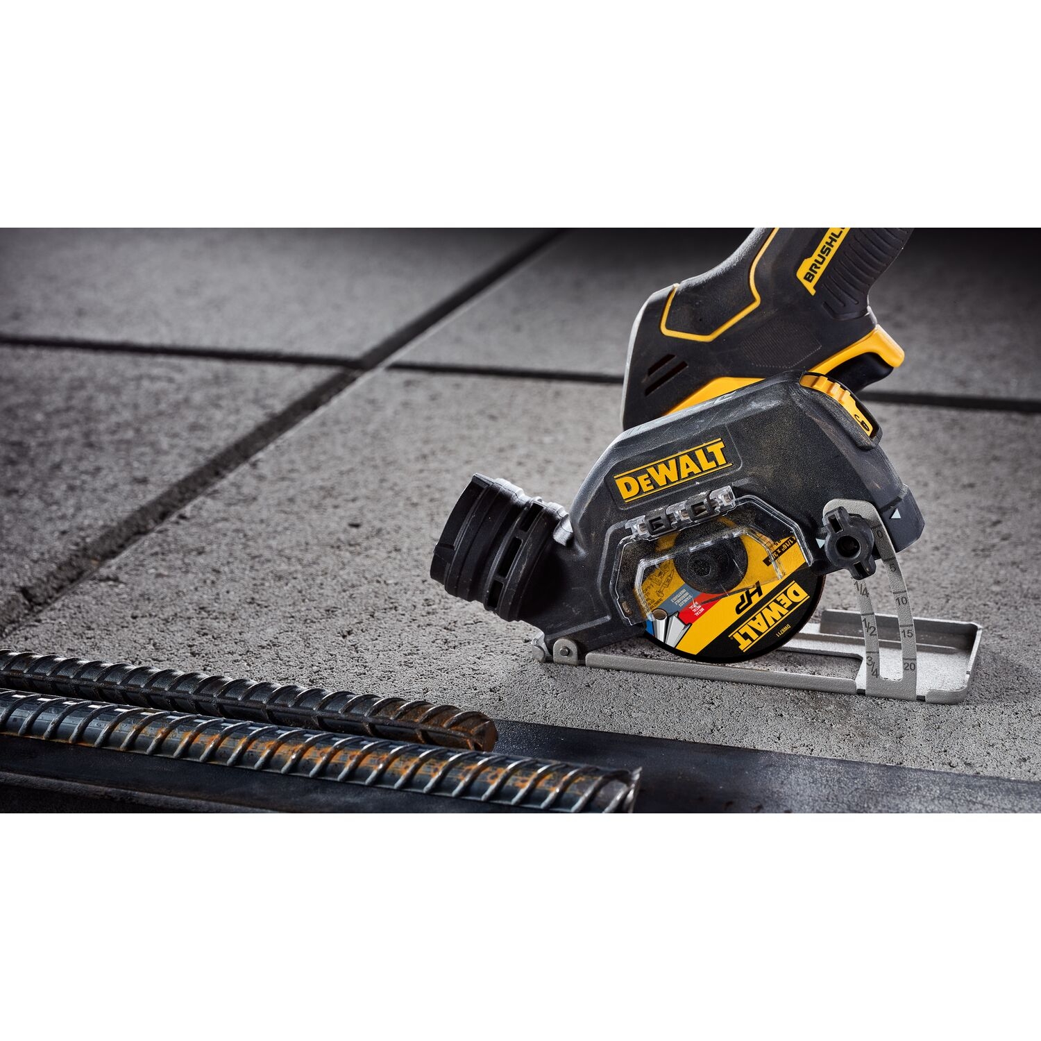 DEWALT XR 3 in 20 volt Max Trigger Switch Brushless Cordless Cut off Tool Charger Not Included DCS438B At Lowes