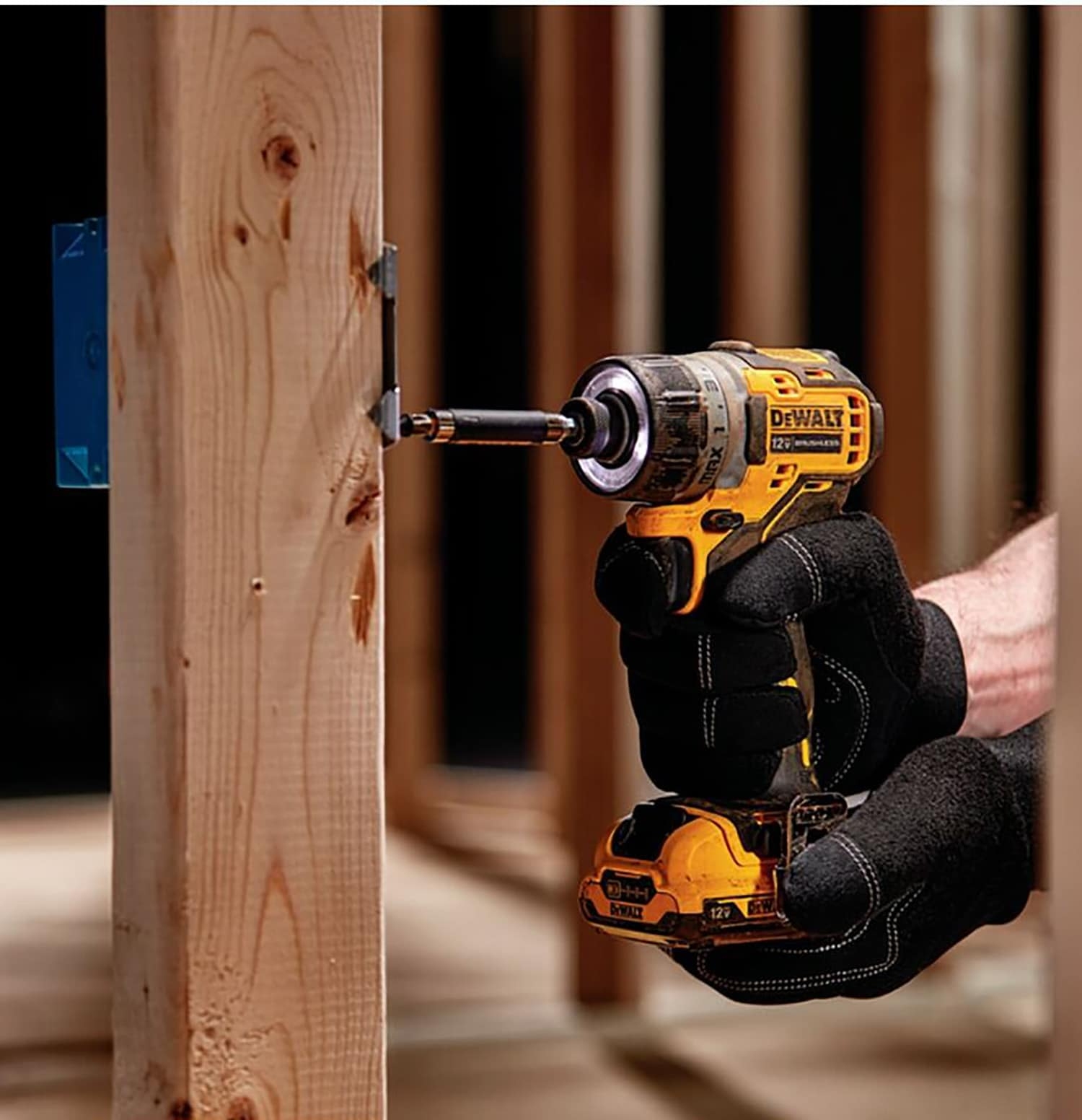 DEWALT XTREME 12 volt Max 1 4 in Brushless Cordless Impact Driver 2 Batteries Charger And Soft Bag Included DCF801F2 At Lowes