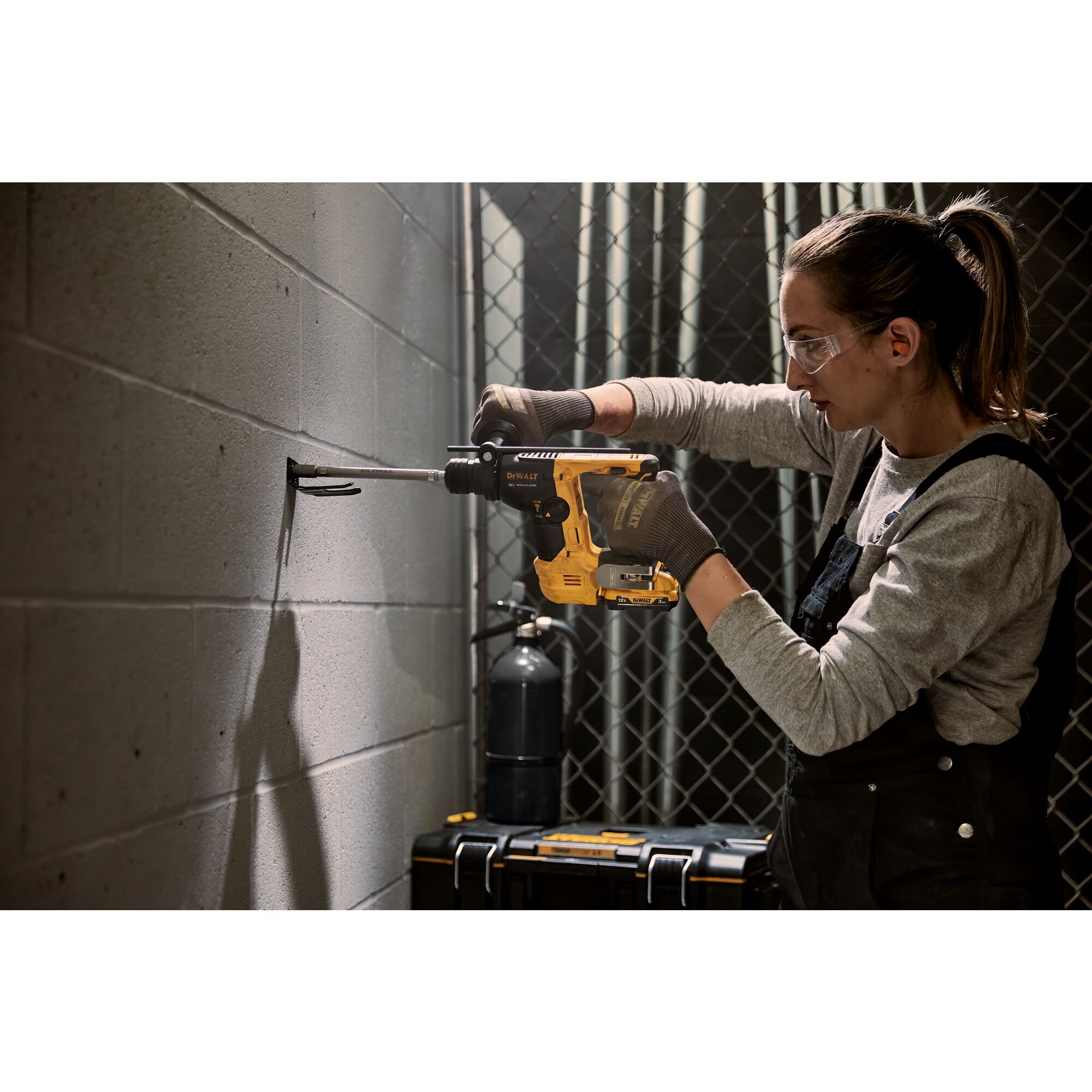 DEWALT XTREME 12 volt Max SDS Plus SDS plus Cordless Rotary Hammer Drill