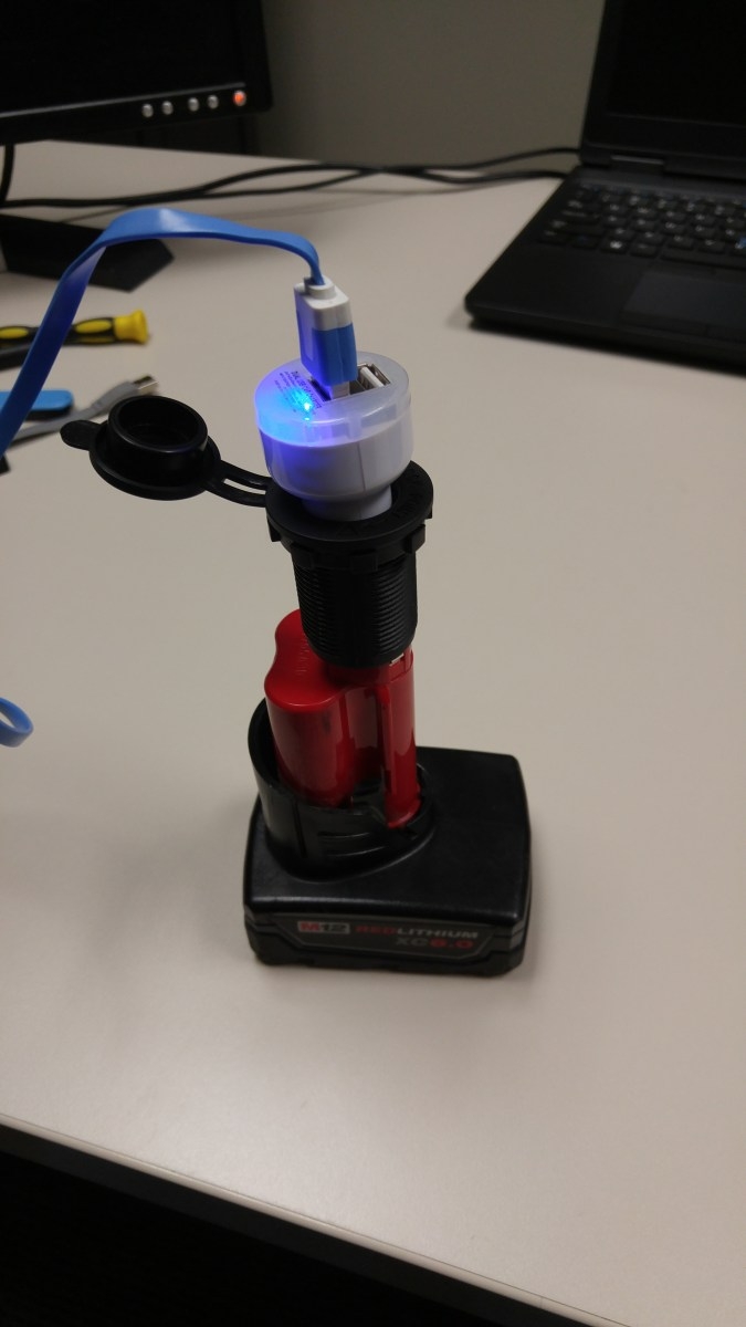how to charge milwaukee m12 battery