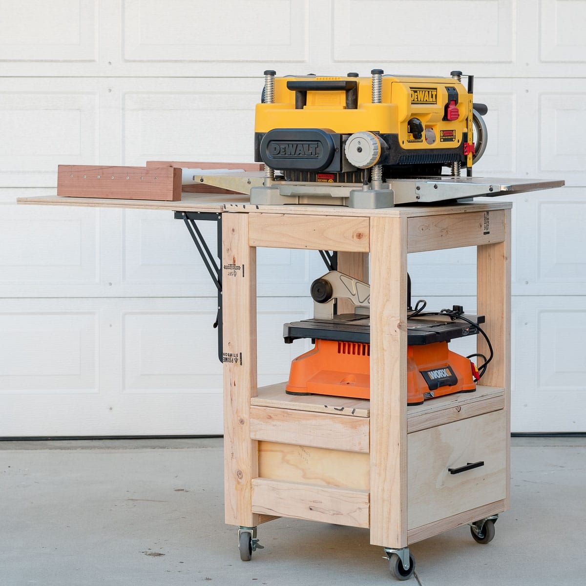 dewalt planer with stand