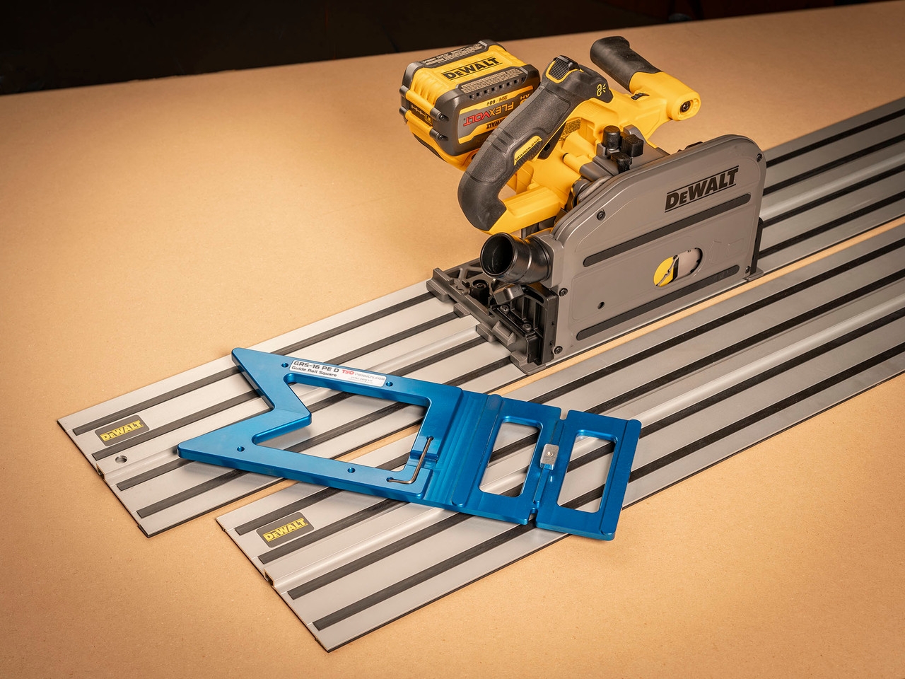 GRS 16 PE D Guide Rail Square For DeWalt Track Saws