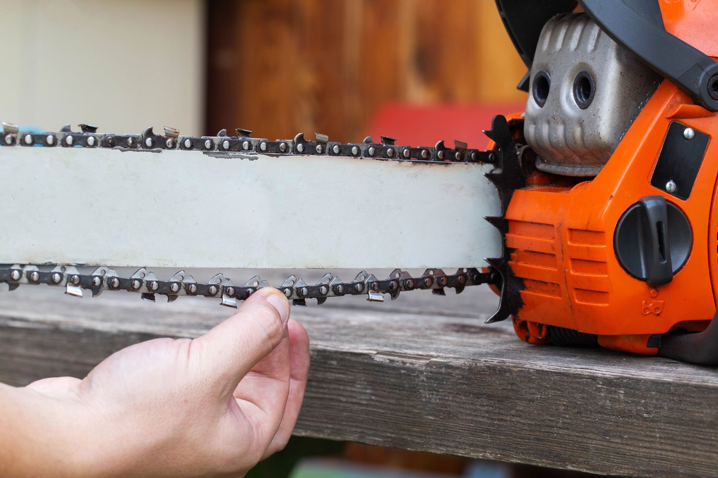 How To Tighten A Chainsaw Chain Family Handyman