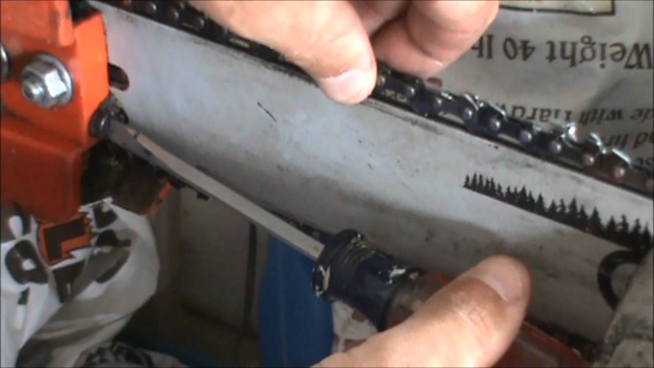How To Tighten A Chainsaw Chain YouTube