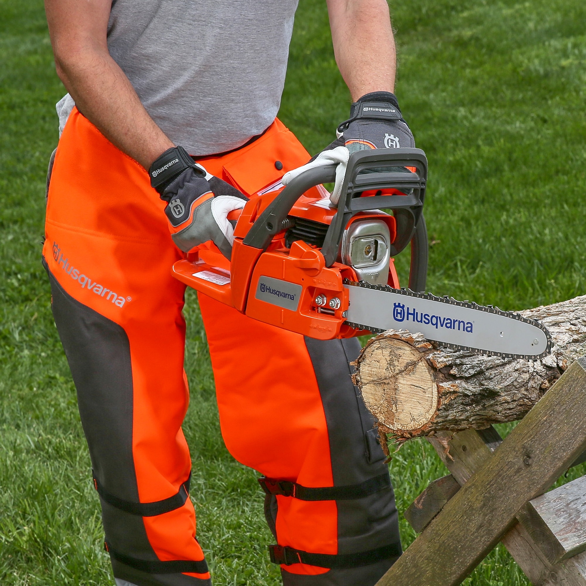 Husqvarna 120 38 2 cc 2 cycle 14 in Gas Chainsaw In The Chainsaws Department At Lowes