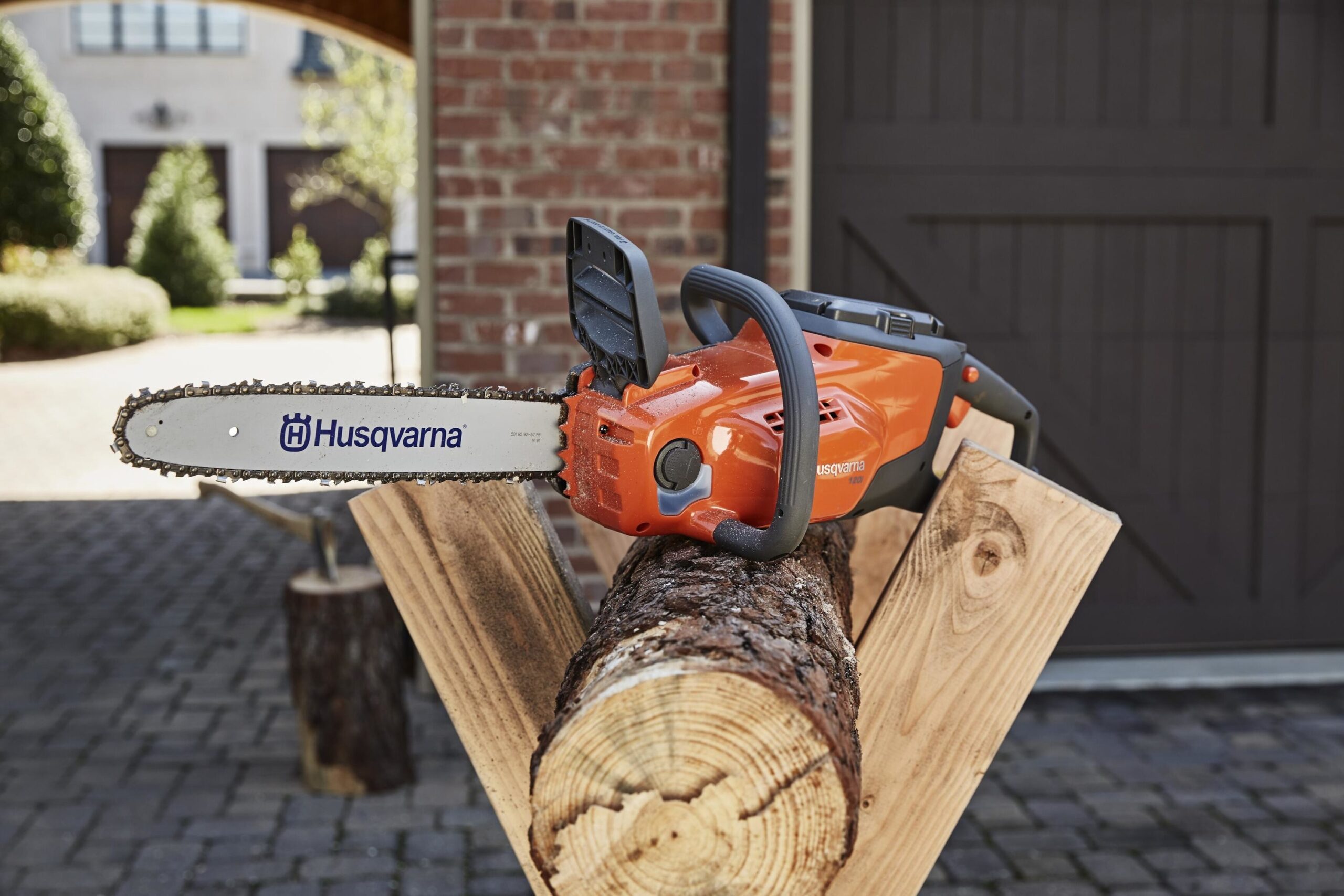 husqvarna chainsaw near me
