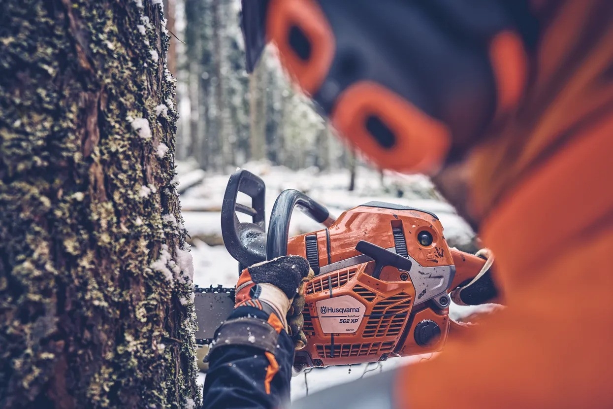 Husqvarna 562 XPG Mark II Chainsaw
