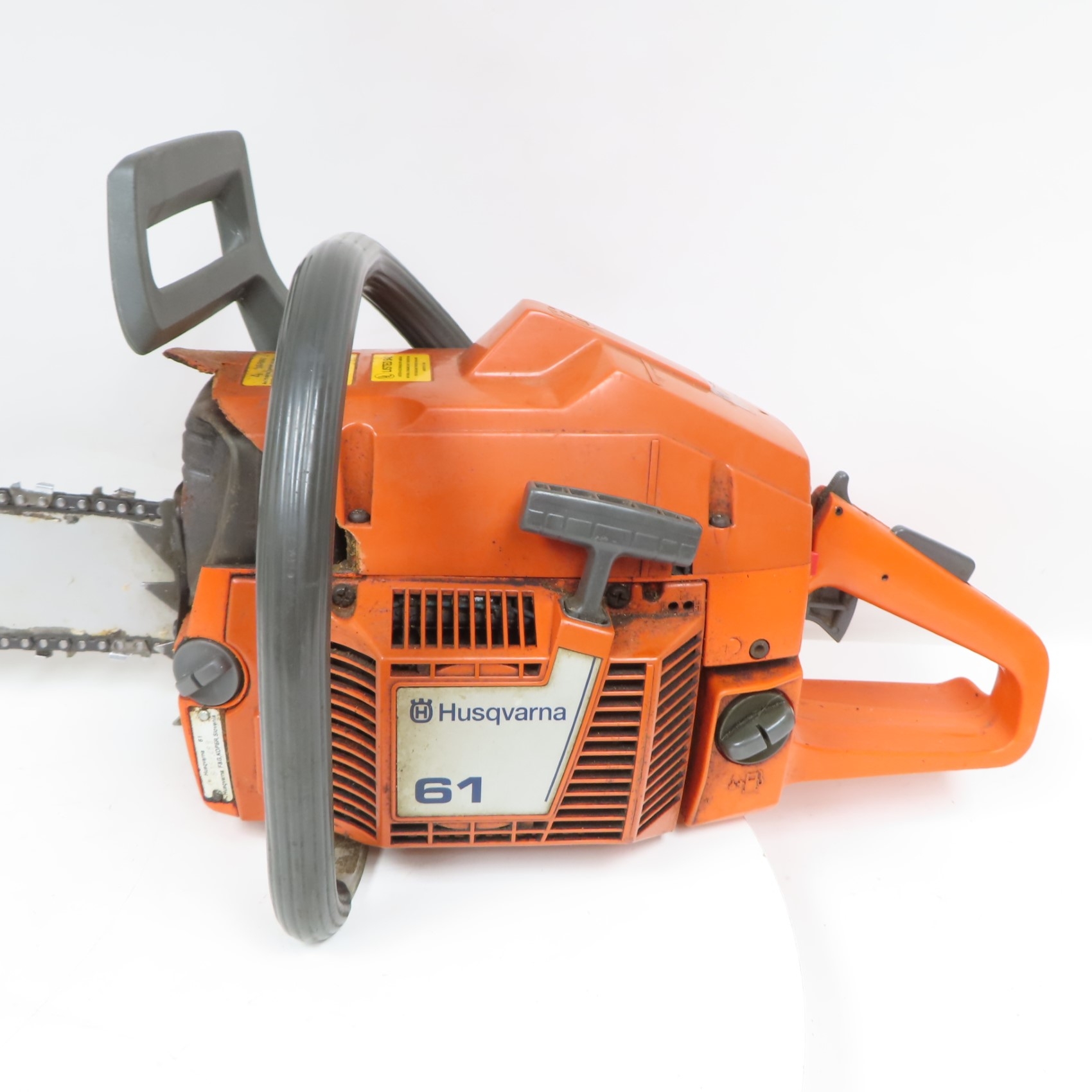Husqvarna 61 61 5cc 18 Bar Two Stroke Gas Powered Chainsaw