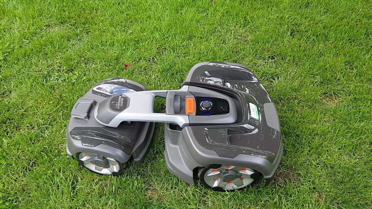 Husqvarna Automower 435X AWD Parken An Die Ladestation YouTube