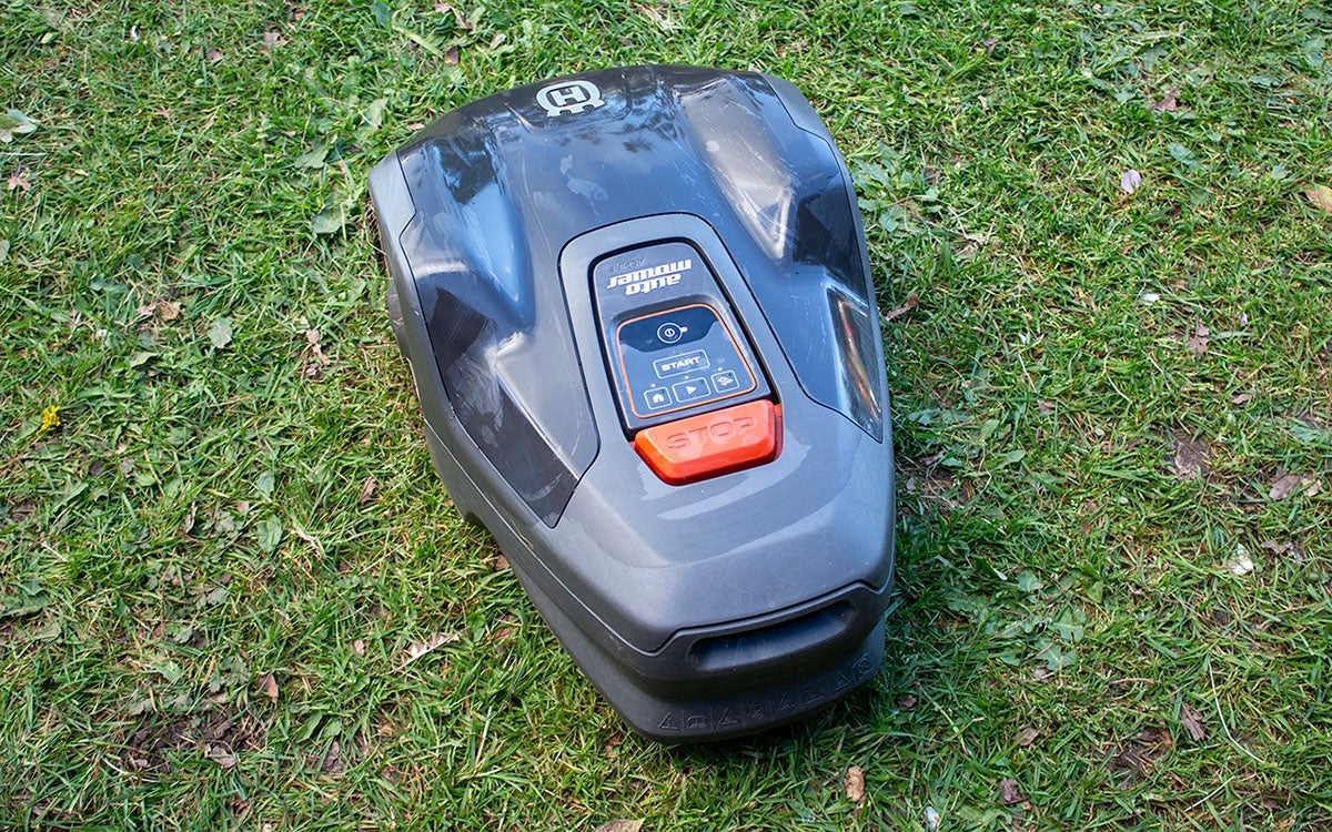 Husqvarna Automower Aspire R4 Review The Ambient