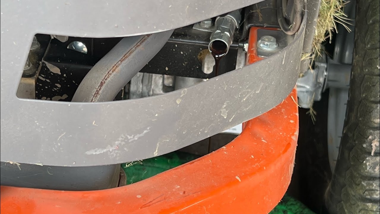 husqvarna zero turn oil capacity