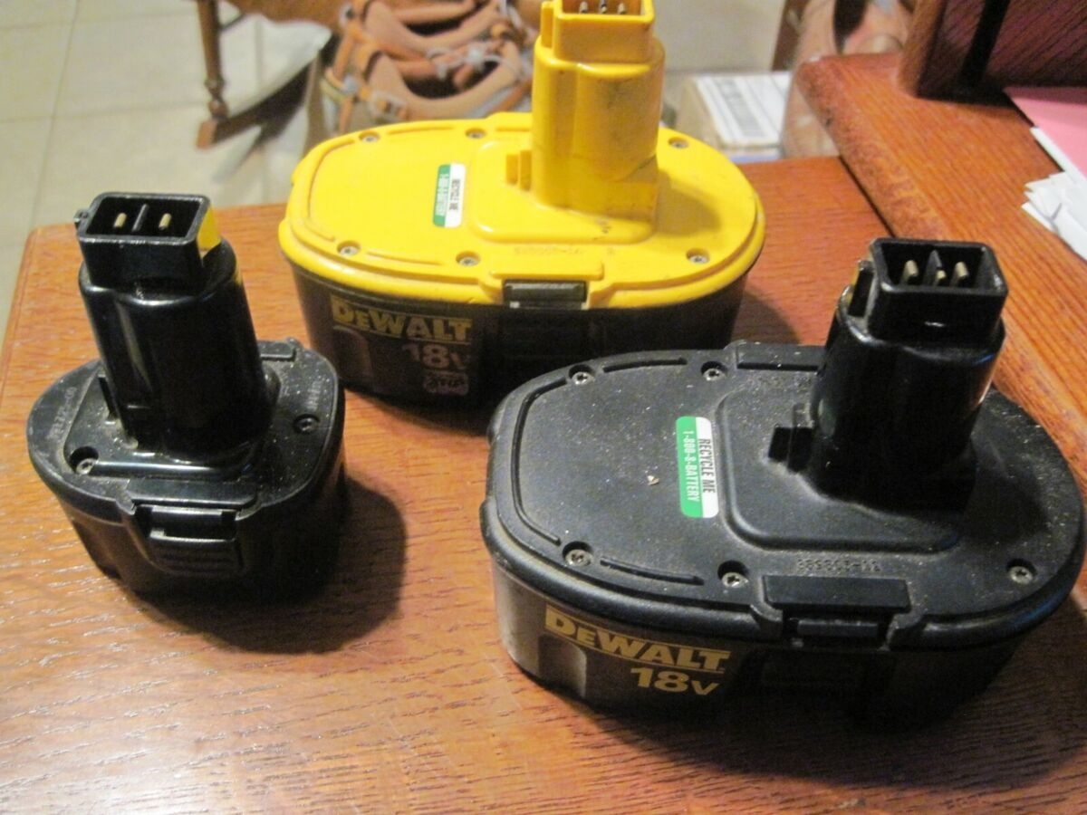 dewalt 18v lithium battery