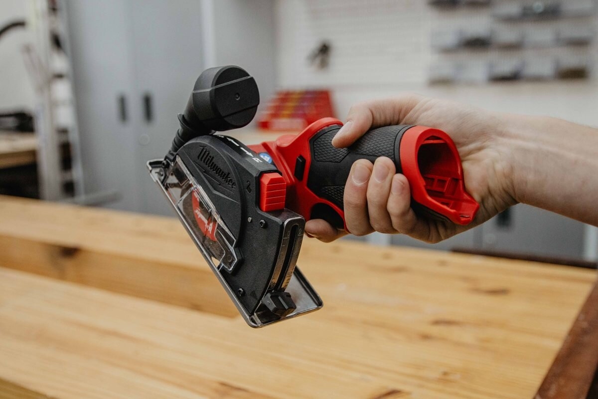 Milwaukee Cut Off Tool WOODBREW