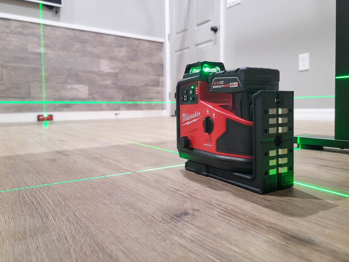milwaukee laser level m12