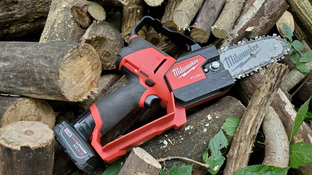 Milwaukee M12 FUEL Hatchet 6 Pruning Chainsaw Review YouTube